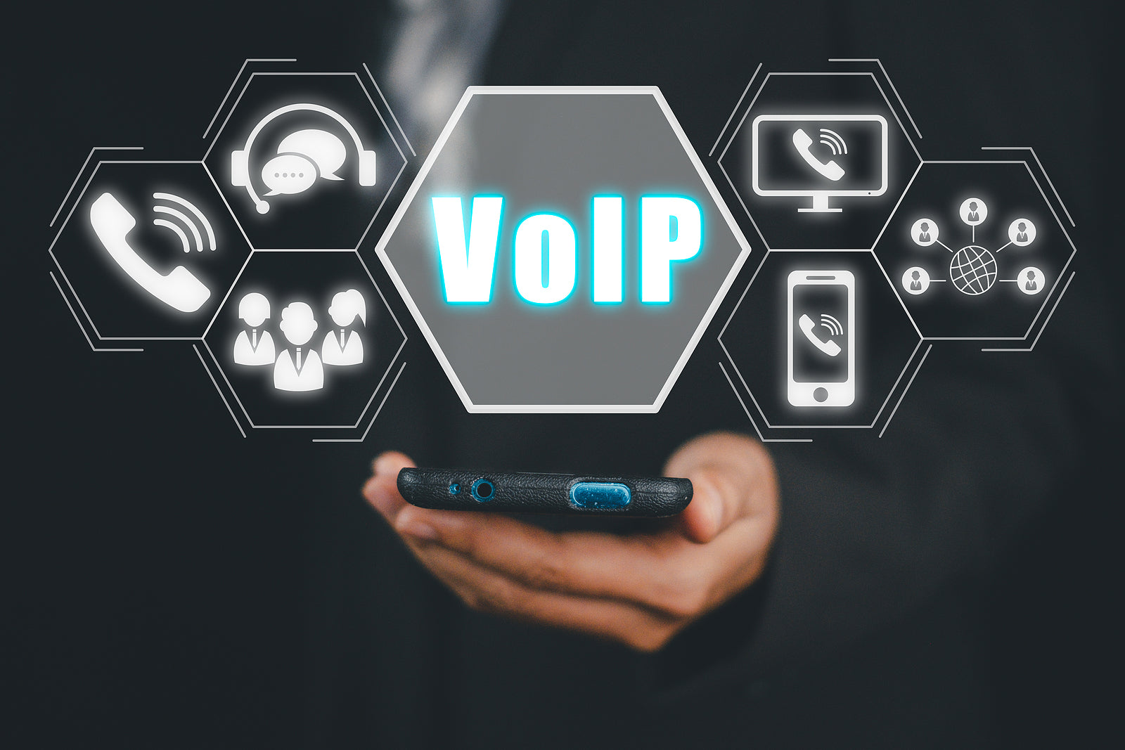 6 Benefits of Combining VoIP Phones & IT Services Under One Roof